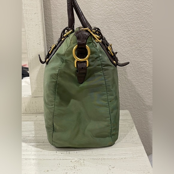 PRADA Authentic Crossbody Bag (Handbag) - Picture 7 of 16